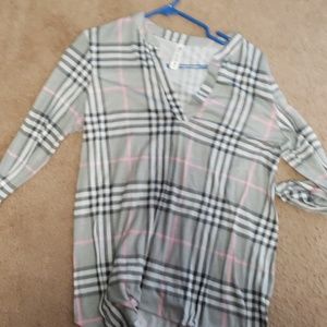 Womens plaid long sleeve top